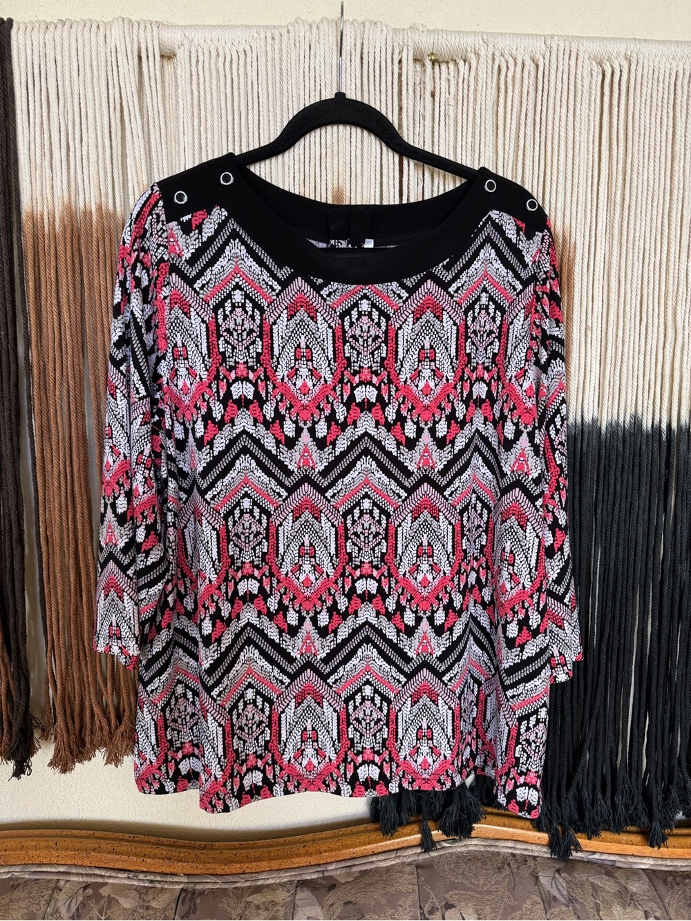 Pink, black + white patterned 3/4 sleeve blouse; excellent condition